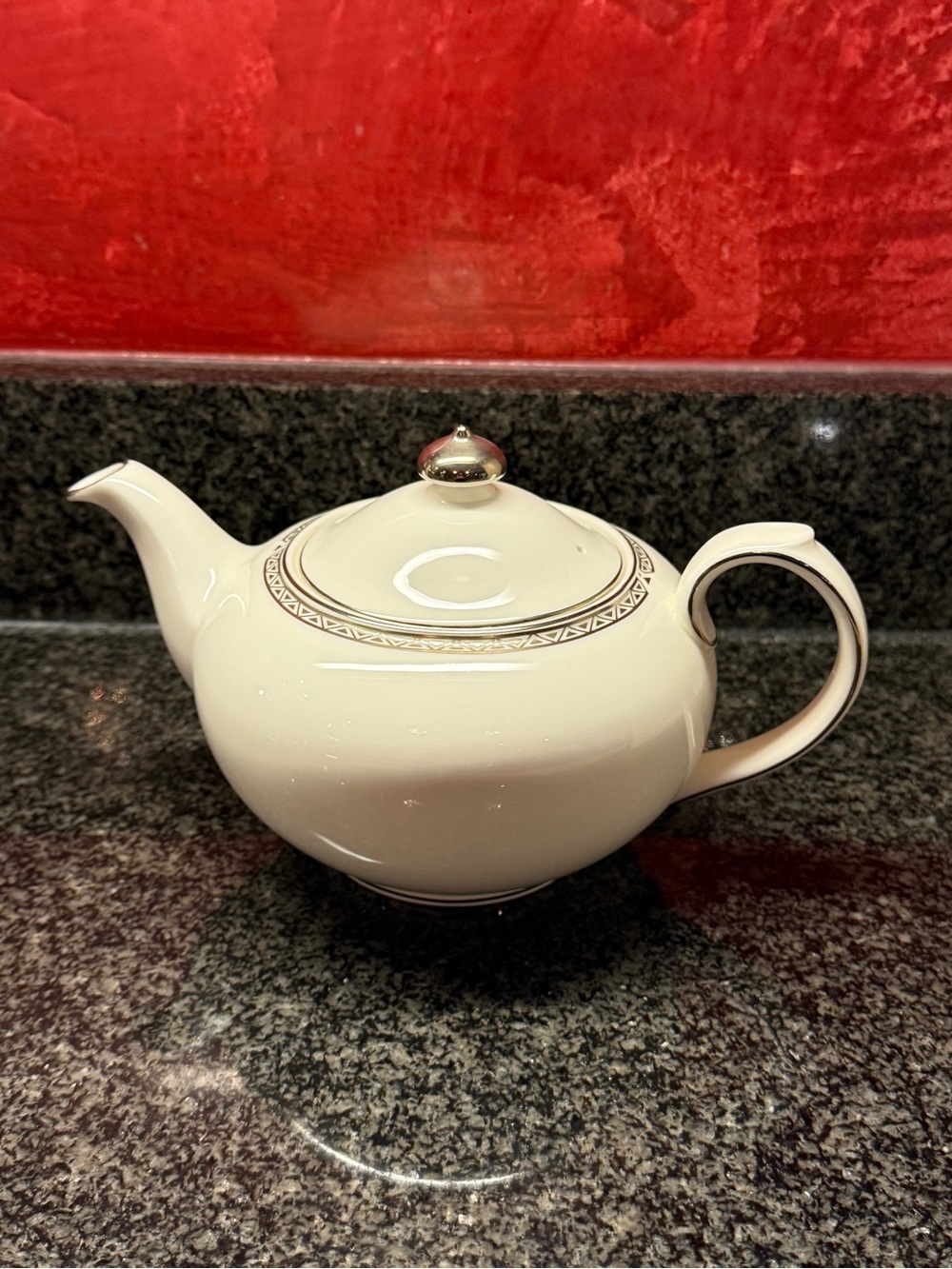 Royal Doulton Dryden Tea Pot